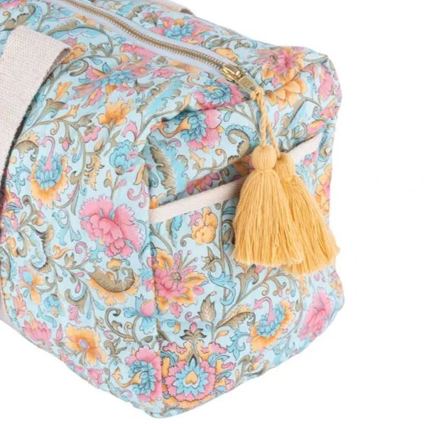 100% Organic Cotton Bowling Bag Ornamental Vintage Trip Duffle Bag Strip Quilting Floral Fabric Weekend Bag