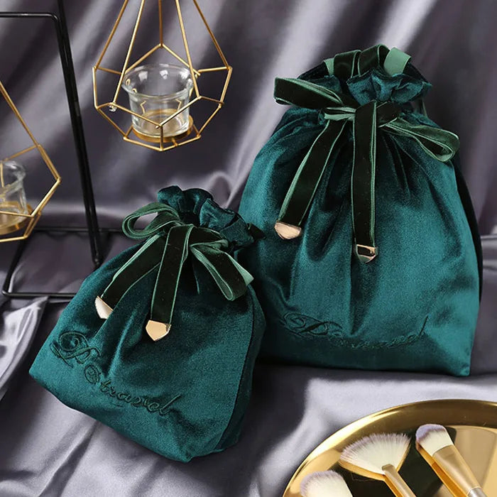 2021 Fashion Hot Selling Custom Logo Large Capacity Pull Rope Velvet Gift Bag