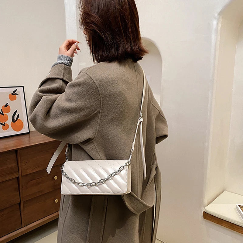2021 Spring Supplier Trendy Women Fashion Ladies Bag Chain Purse Handbags