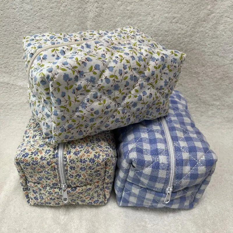 2022 Ladies High Quality Cotton Flora Quilted Cosmetic Bag