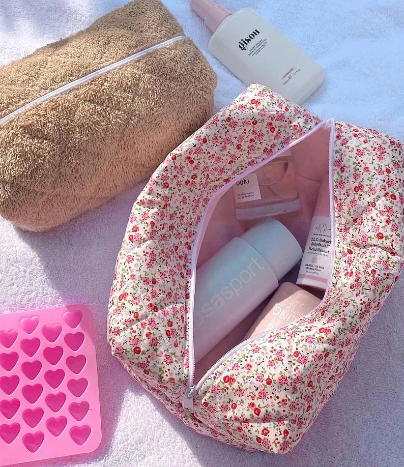 2022 Personalized Cotton Fruit Printed Makeup Pouch Quilted Strawberry Cosmetic Bag