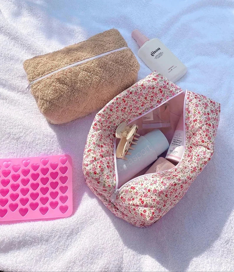 2022 Personalized Cotton Fruit Printed Makeup Pouch Quilted Strawberry Cosmetic Bag