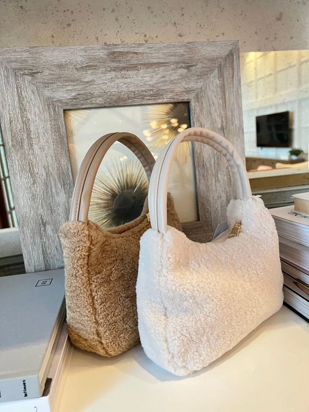 2022 Wholesale Teddy Velvet One Shoulder Handbag Faux Lambs Wool Small Tote Bag