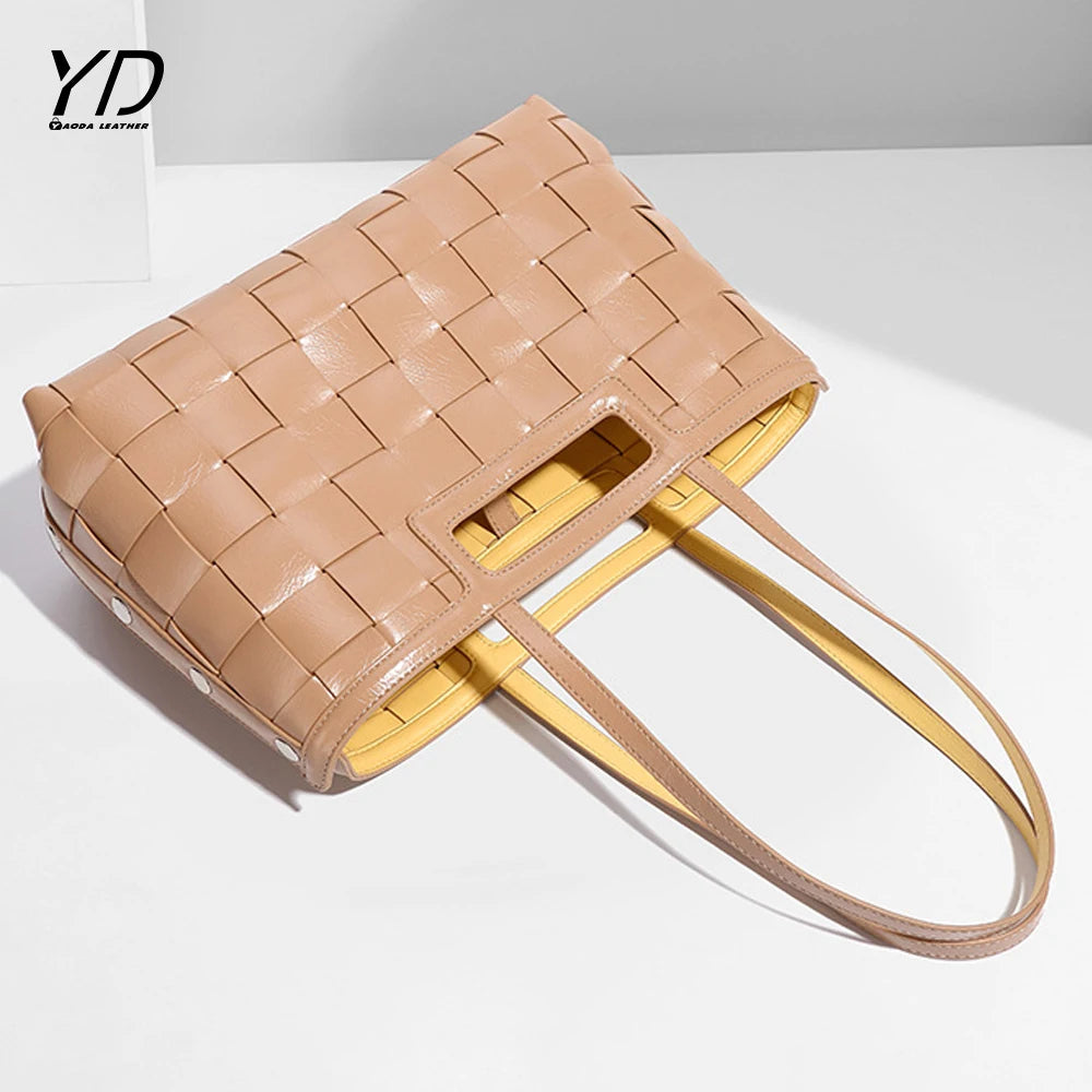2025 Customized Women's Bag Large Capacity Fashionable Woven Shoulder Bag