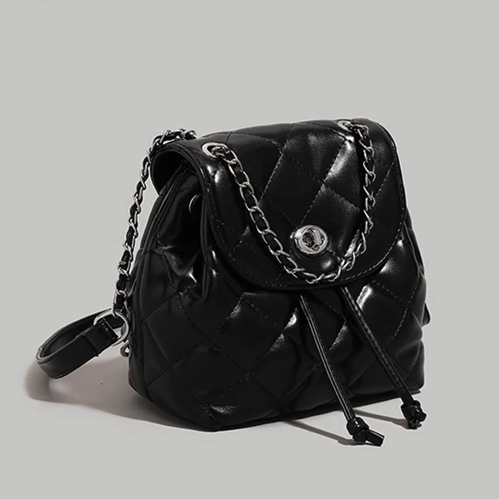 2025 New Design Lingge Chain Backpack for Women 2025 New Summer Silver Women's Backpack