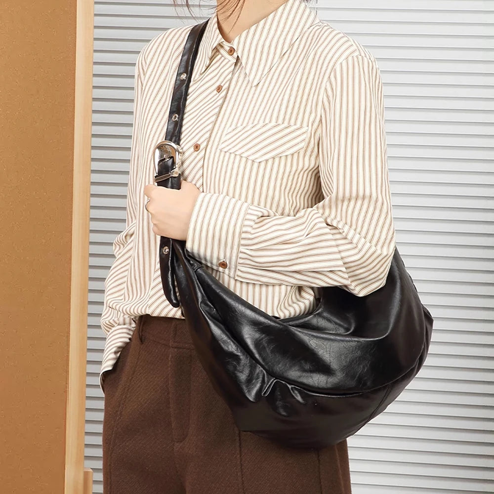 2025 New Fashion Black Retro Dumpling Bag Women's Large Capacity Crossbody Bag