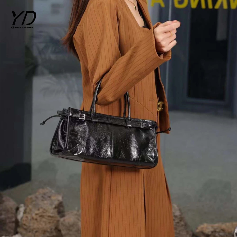 2025 New Fashionable Handbags Unique Design High Sense Handheld Women's Bag