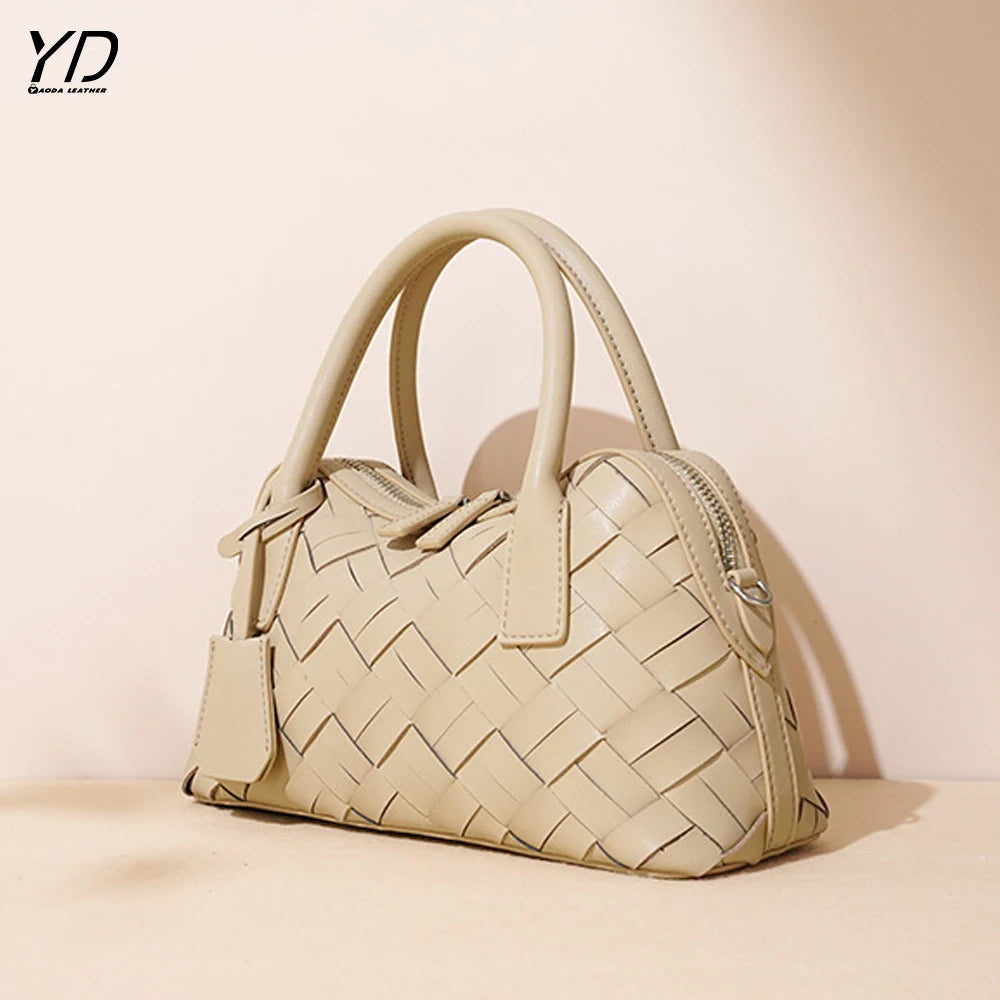 2025 New Genuine Leather Woven Bag Boston Bag Spring Casual Fashion Cowhide Hand-woven Women's Handbag