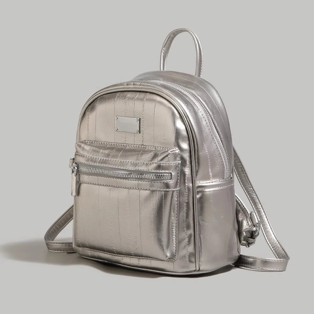 2025 Wholesale New Fashion Chain Backpack for Women 2025 New Summer Silver Women's Backpack