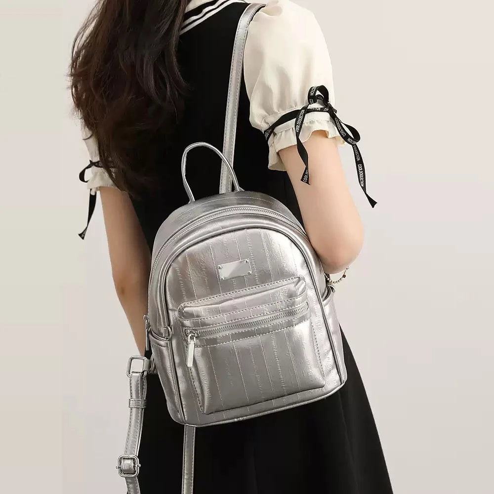 2025 Wholesale New Fashion Chain Backpack for Women 2025 New Summer Silver Women's Backpack