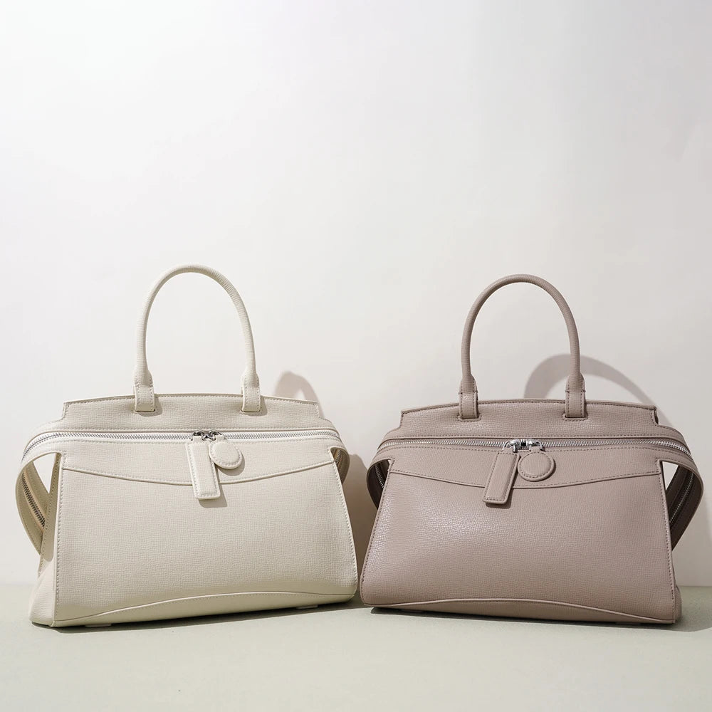 2026 Early Spring Custom Wholesale Genuine Leather Large Capacity Crossbody Shoulder Bags and Retro Women's Handbags
