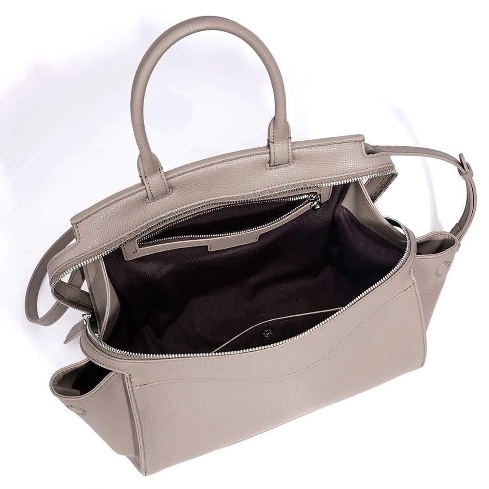 2026 Early Spring Custom Wholesale Genuine Leather Large Capacity Crossbody Shoulder Bags and Retro Women's Handbags