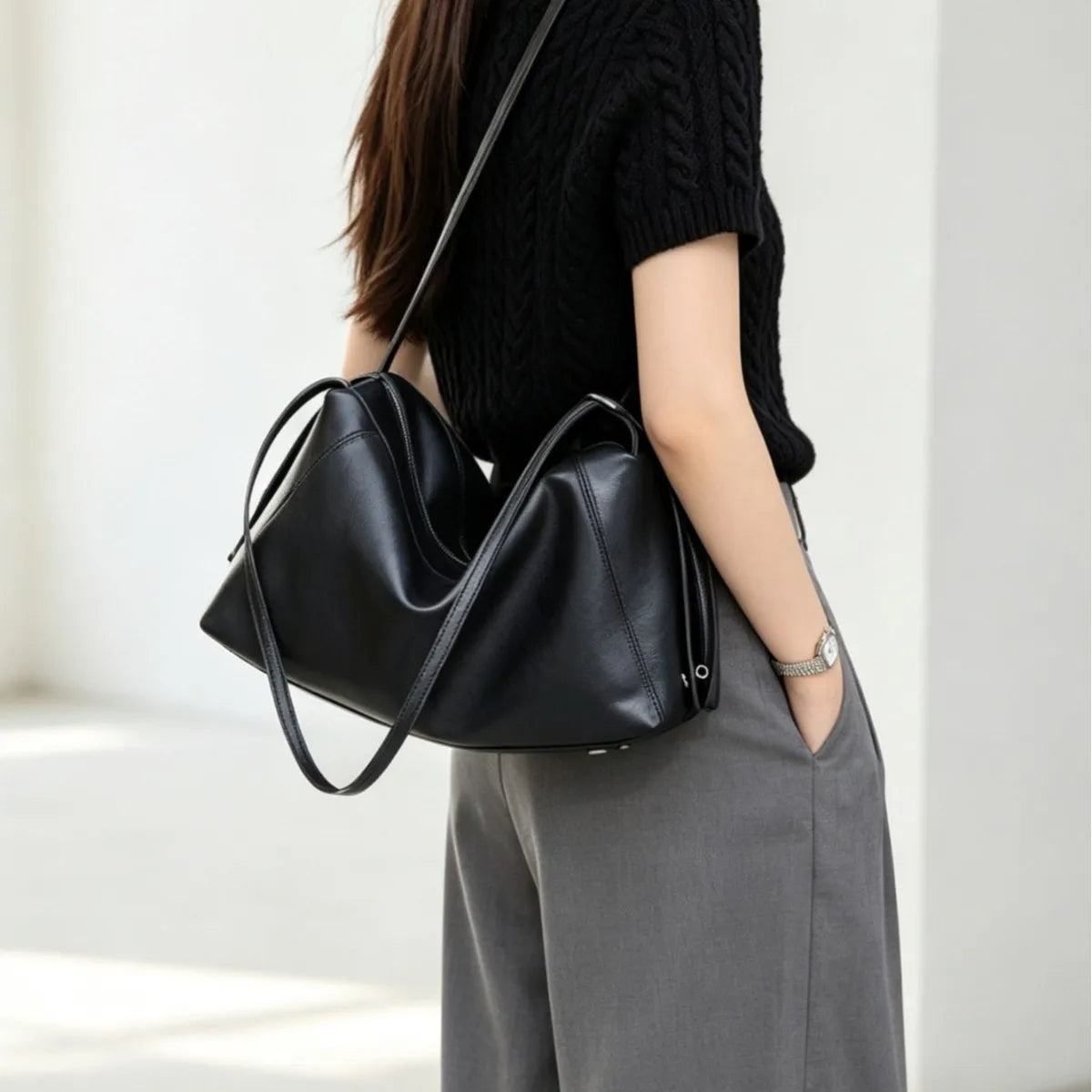 2026 New Genuine Leather Women's Bags Casual Fashion Cowhide Ladies Shoulder Bags Underarm Bags Popular Ladys Bags