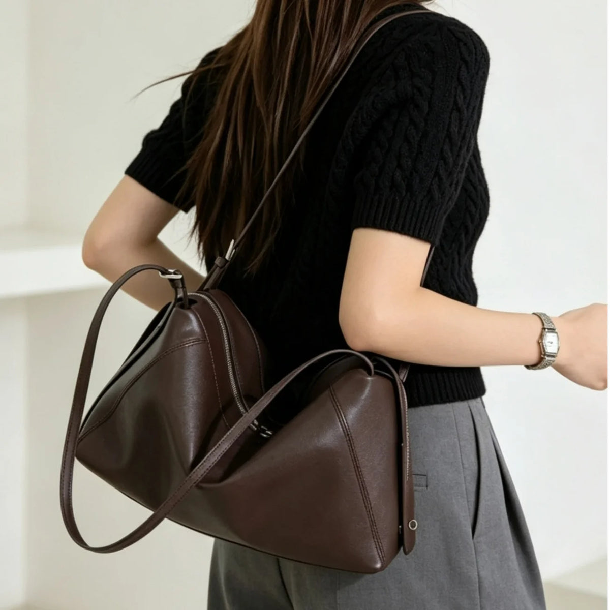 2026 New Genuine Leather Women's Bags Casual Fashion Cowhide Ladies Shoulder Bags Underarm Bags Popular Ladys Bags