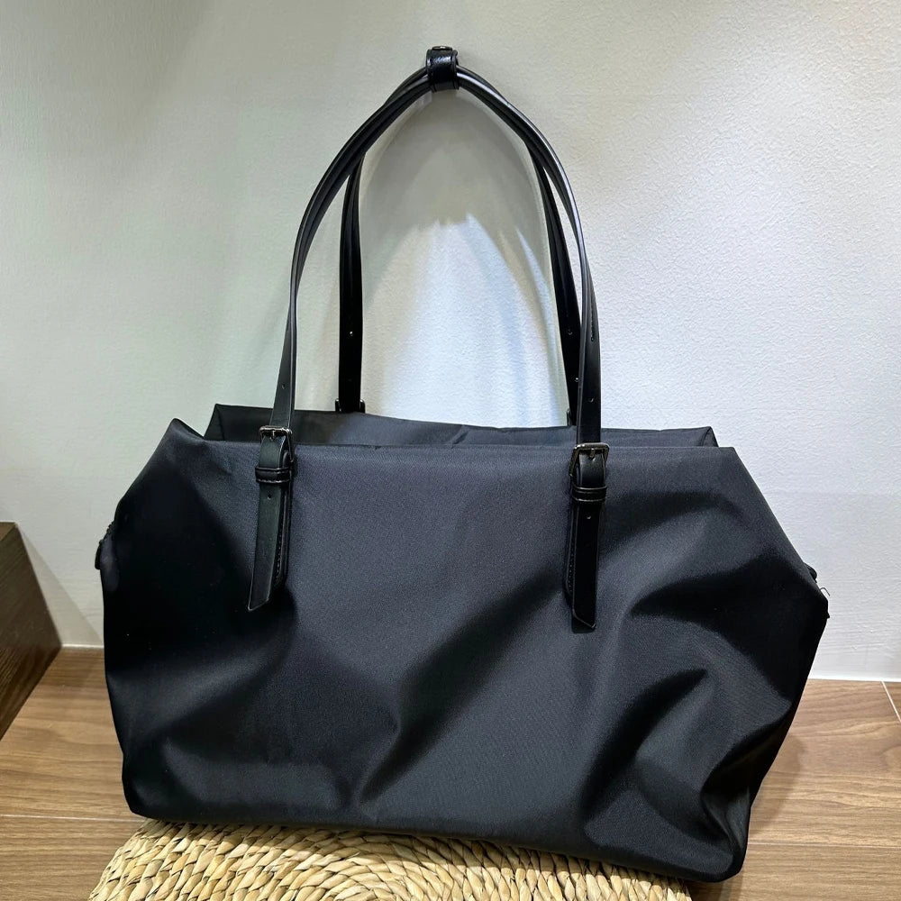 2026 New High Capacity Gym Bag Unisex Handheld Large Nylon Waterproof Tote Bag