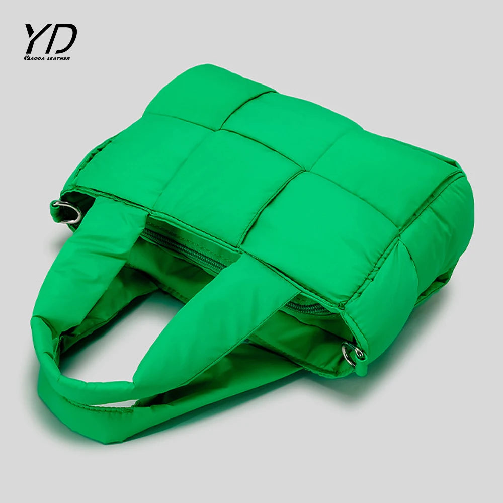 2026 Padded Shoulder Bag Luxury Check Tote Bag Soft Pillow Handbag Quilted Puffy High Capacity Travel Weekender Bag