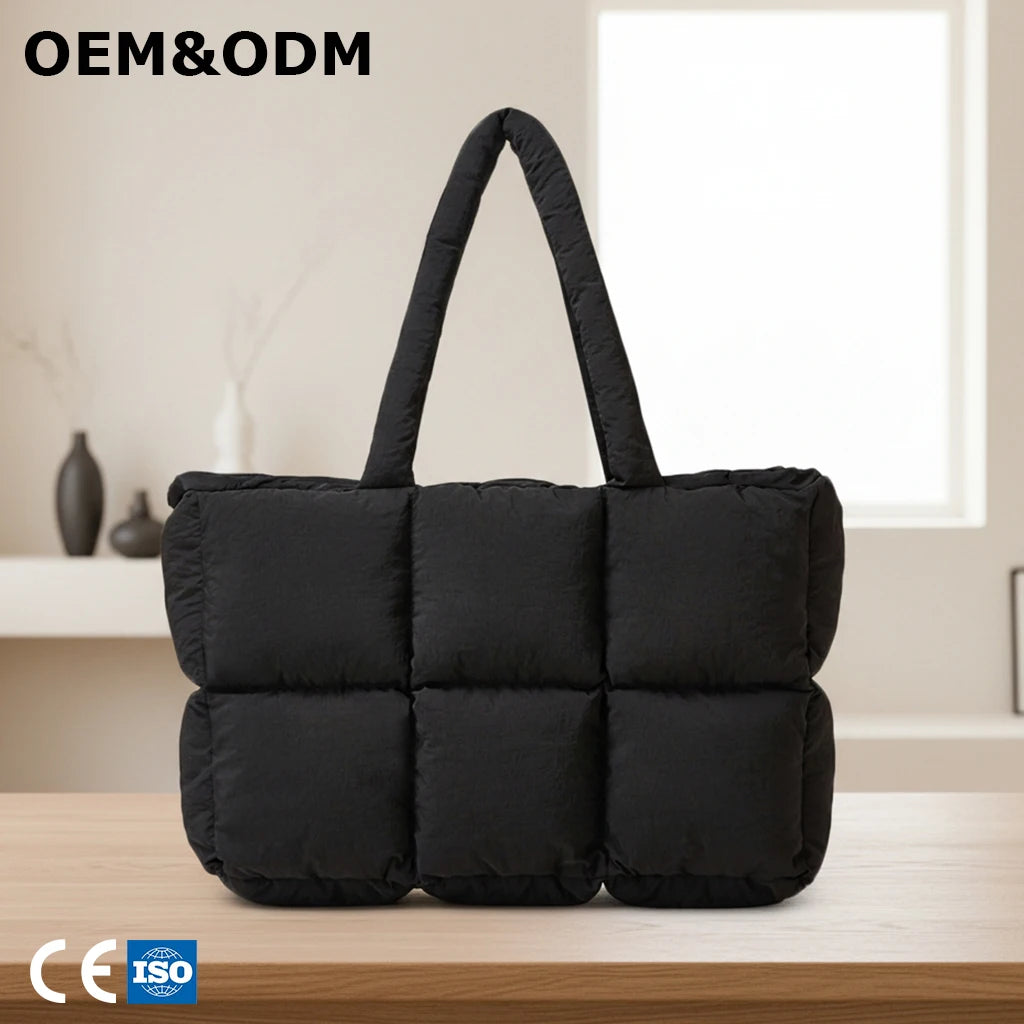 3122 L Trendy Quilted Nylon Puffy Bag Large Capacity Down Padded Tote Bag Women Luxury Waterproof Cloud Shoulder Bag travel bag