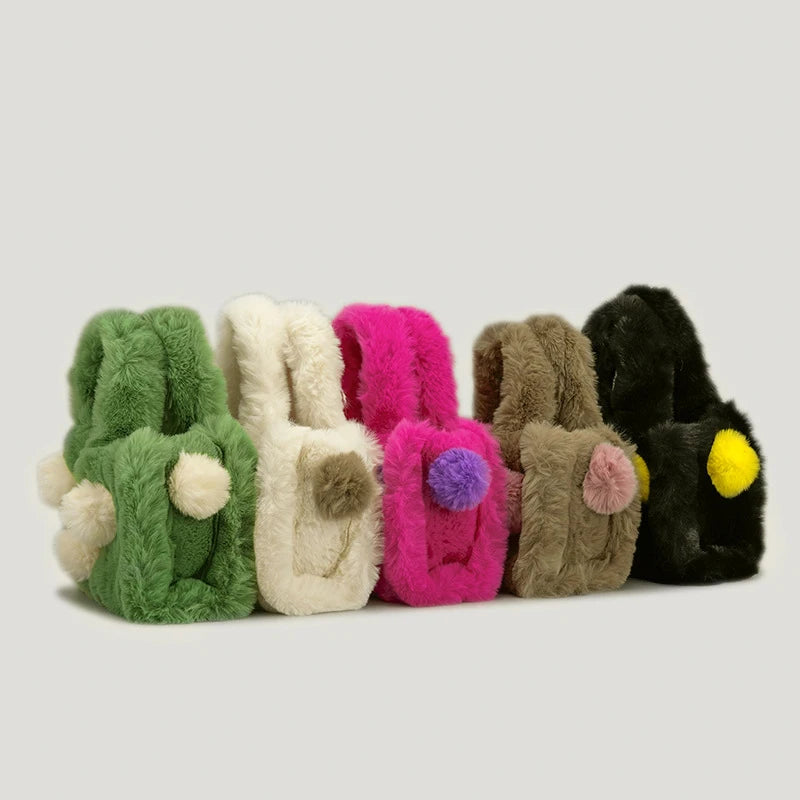 Autumn Winter Pop Hairy Ball Handbag Women Candy Color Creative Soft Hairy Hand Bag Fashion Keep Warm Furry Underarm Bag