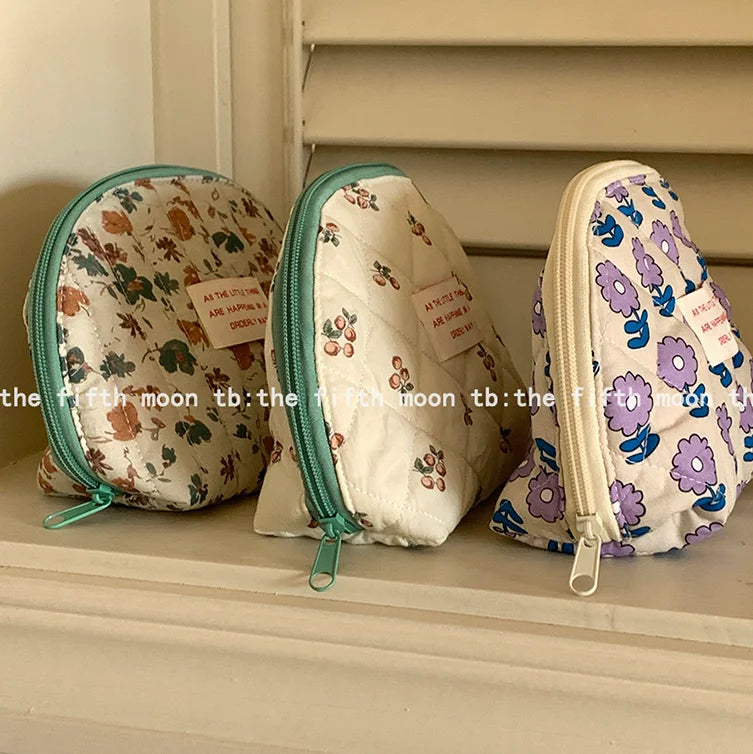 Beauty Supply Shopping Pvc Makeup Large Capacity Toiletry Travel Cosmetic Bag Vanity Pouch with Zipper
