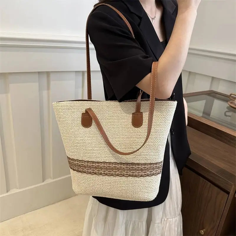 Casual Beach Tote Bag for Women Ladies Open Closure Straw Handbags Small Size Woven Shoulder Bag
