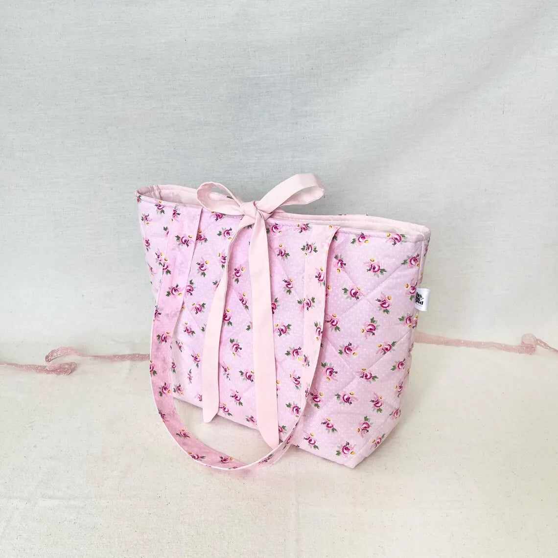 Coquette Bow Tote Bag Valentine's Day Gift Medium Quilted Shoulder Bag with Lace
