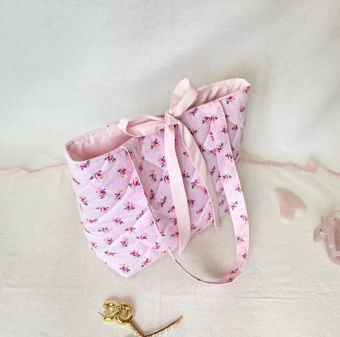 Coquette Bow Tote Bag Valentine's Day Gift Medium Quilted Shoulder Bag with Lace