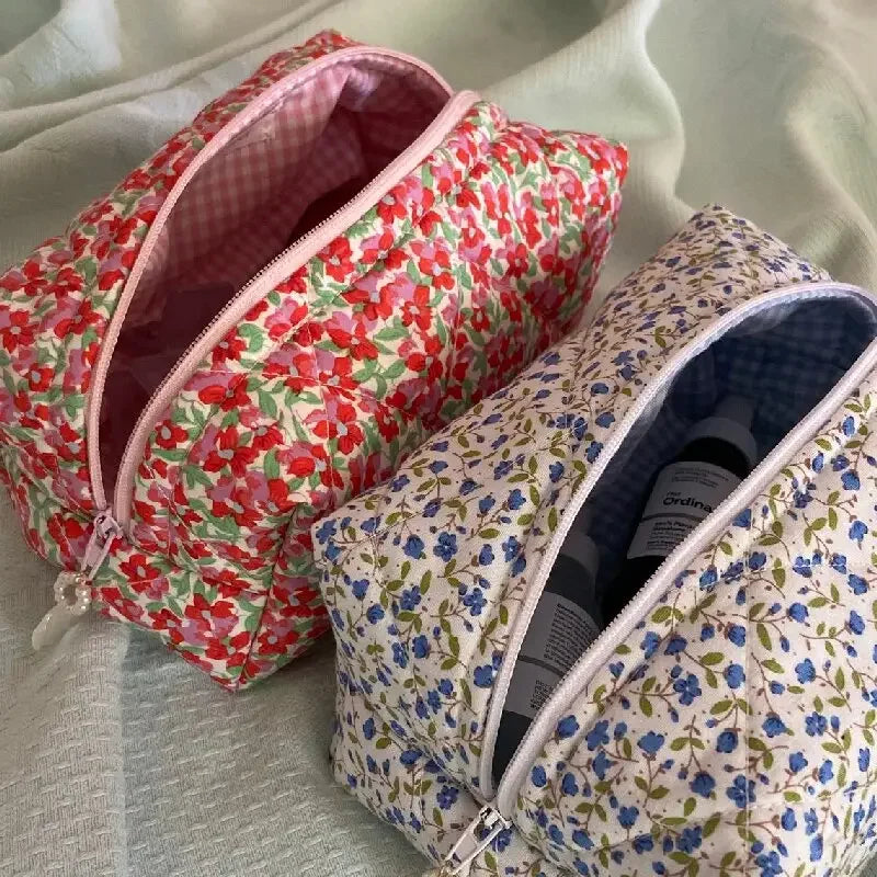 Coquette Style Ribbon Makeup Bag Customized Bows Quilted Cosmetics Bag Handmade Quilted Cotton Makeup Pouch
