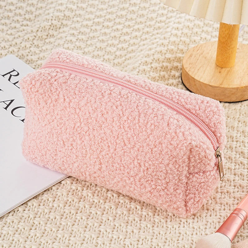 Custom Color Sherpa Fleece Cosmetic Pouch Teddy Fabric Makeup Storage Bag Zipper Closure OEM Bulk Order
