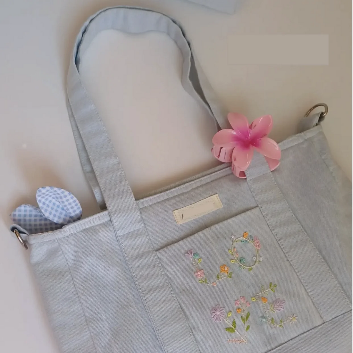 Custom Embroidery Denim Tote Bag with Pockets Lined College Bags Light Blue Everyday Shopping Bag