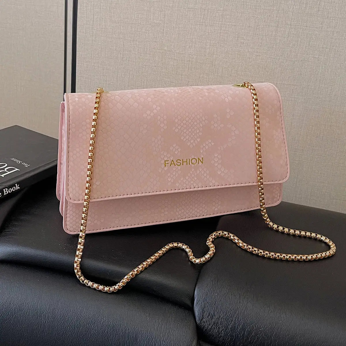 Custom OEM PU Leather Crossbody Handbag Manufacturer Wholesale Waterproof Zipper Lady Fashion Shoulder Bag for Women