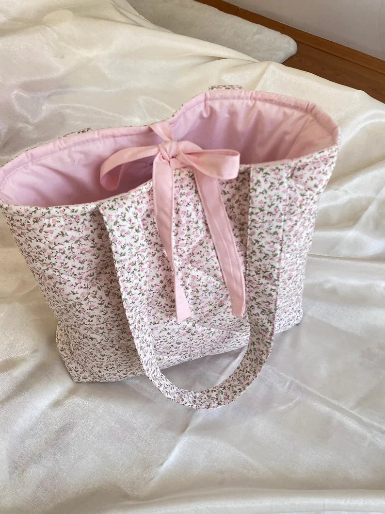 Custom Size Logo Women Ladies Floral Print Cotton Padded Quilted Lace-up Closure Tote Shoulder Bag Totebag with Plaid Lining