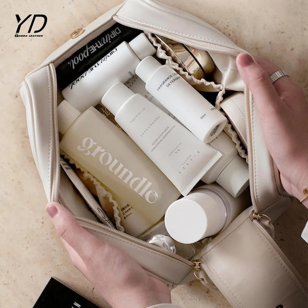 Custom logo Pu Large Capacity Cosmetic Bag case 2024 Waterproof Luxury Designer Leather Toiletry Travel Cosmetic Makeup Bag