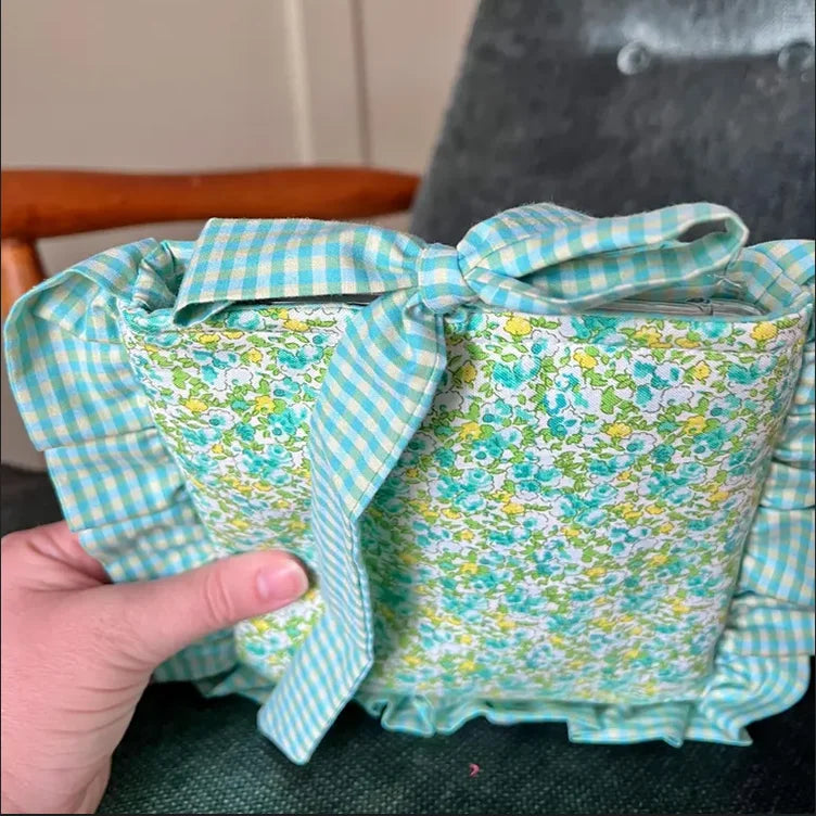 Customize Handmade Soft Book Sleeve Travel Cotton E-Reader Cover Pouch Quilted Ruffle Kindle Sleeve with Natural Bow