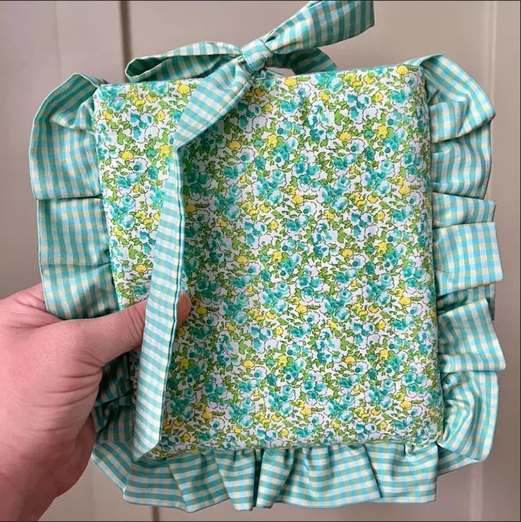 Customize Handmade Soft Book Sleeve Travel Cotton E-Reader Cover Pouch Quilted Ruffle Kindle Sleeve with Natural Bow