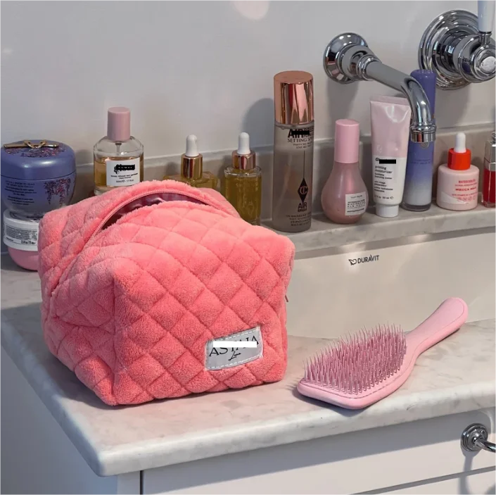 Customized Furry Toiletry Kits Jealously Terrycloth Travel Cases Fluffy Pink Beauty Cosmetic Bag with Gingham Lining