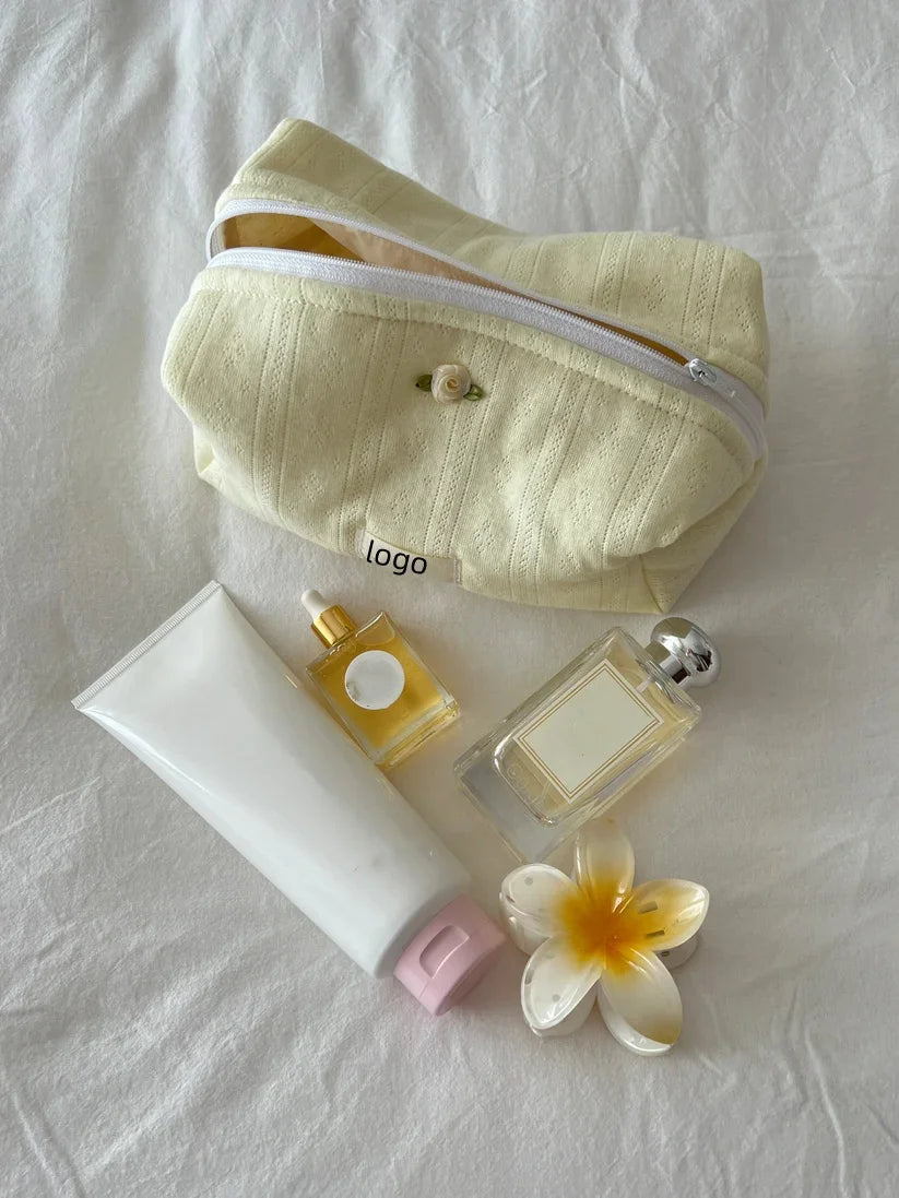 Customized Logo Cute Floral Large Capacity Make up Bag Handmade Cotton Cosmetic Bags for Travel