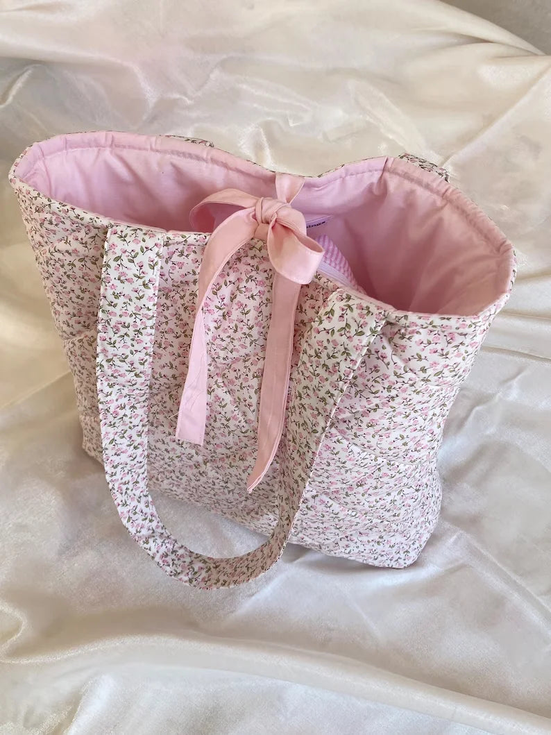 Customized Style Quilted Girl Tote Bag Cute Sweet Elegant Floral Bow Pattern Print Women Shoulder Bag