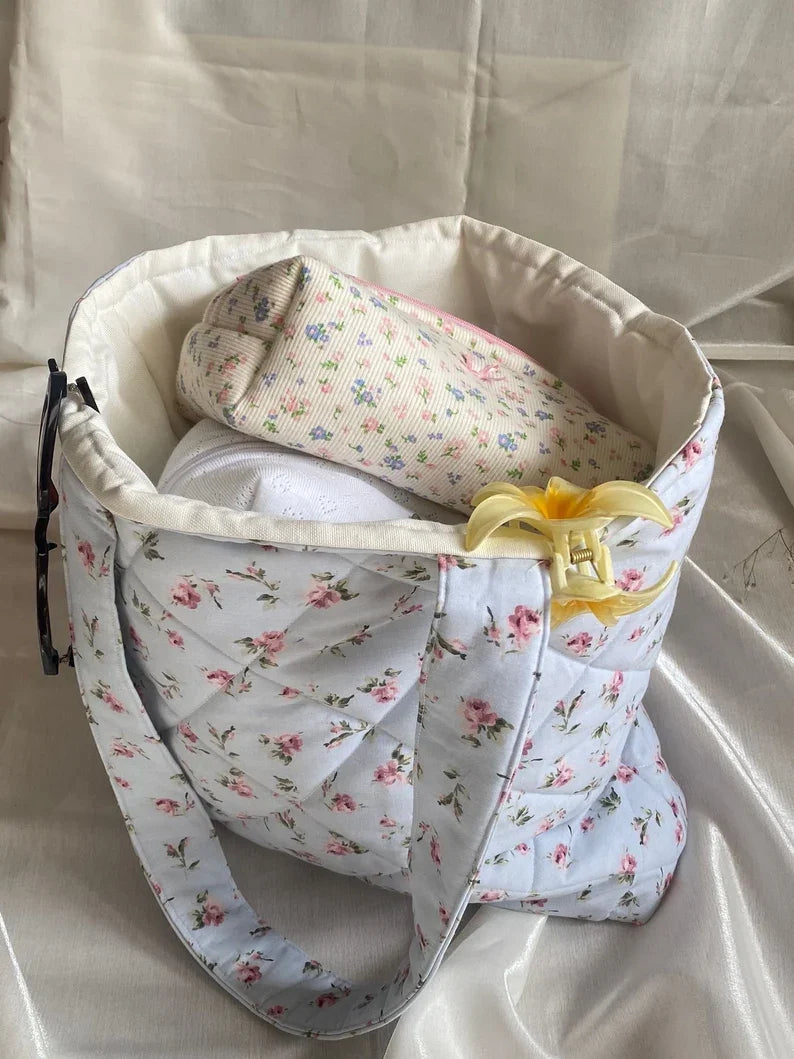 Customized Style Quilted Girl Tote Bag Cute Sweet Elegant Floral Bow Pattern Print Women Shoulder Bag