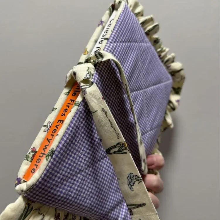 DIY Pattern for Cover Lovers Personalized Eco-Friendly Quilted Book Sleeve Handmade Gingham Pens Bag