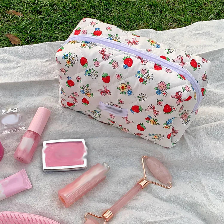 Factory Quilted Floral Travel Cosmetic Pouch Handmade Large Capacity Brush Toiletry Bag Portable Zipper Makeup Pouch