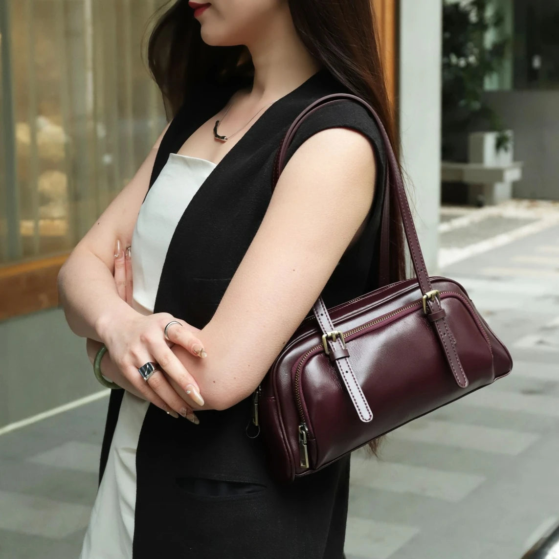 Genuine Leather Women's Shoulder Bag Underarm Bag Hot Sale of Vintage Vegetable Tanned Cowhide Ladies Bags