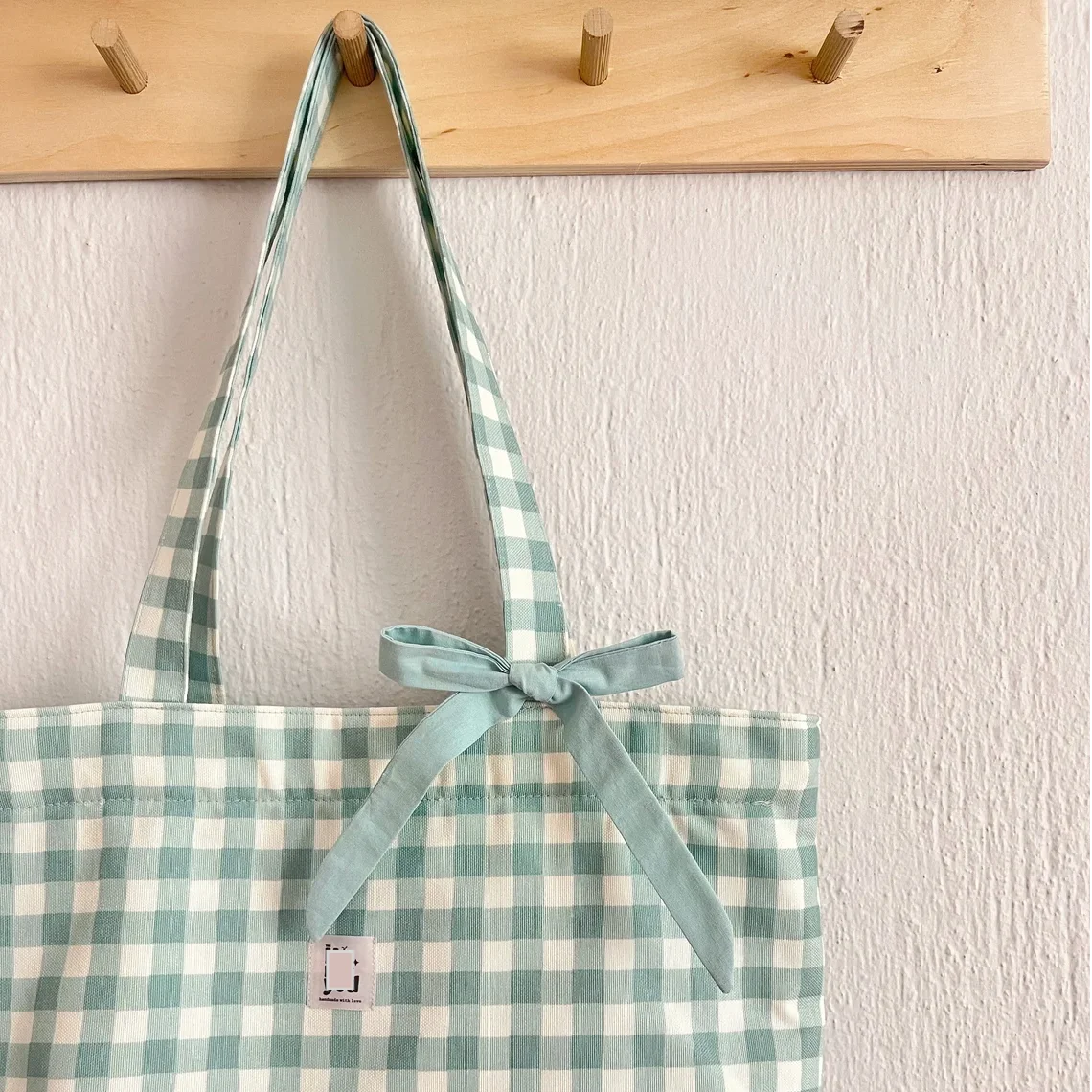 Green Gingham Cute Tote Bag with Zipper Adorable Ribbon Aesthetic Shopping Bag Lightweight Shoulder Bag with Pocket for Women