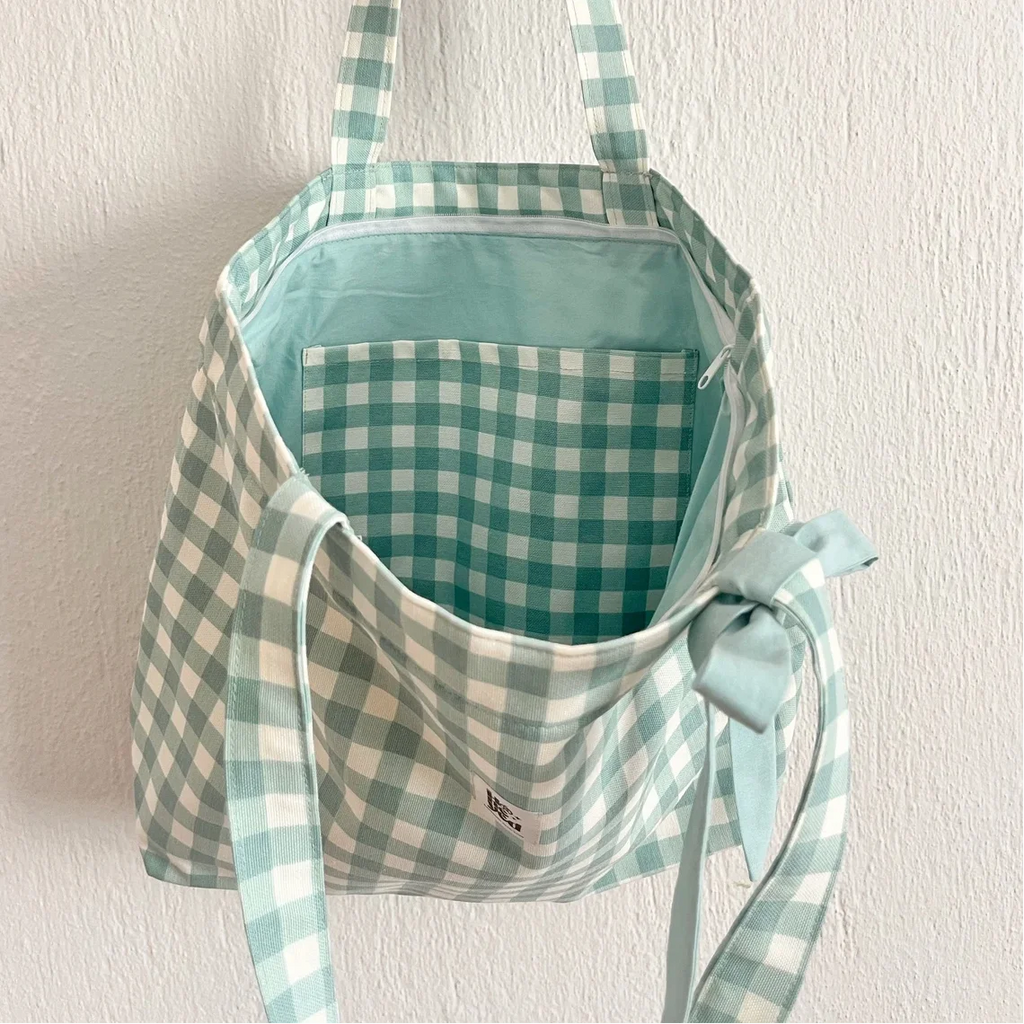 Green Gingham Cute Tote Bag with Zipper Adorable Ribbon Aesthetic Shopping Bag Lightweight Shoulder Bag with Pocket for Women