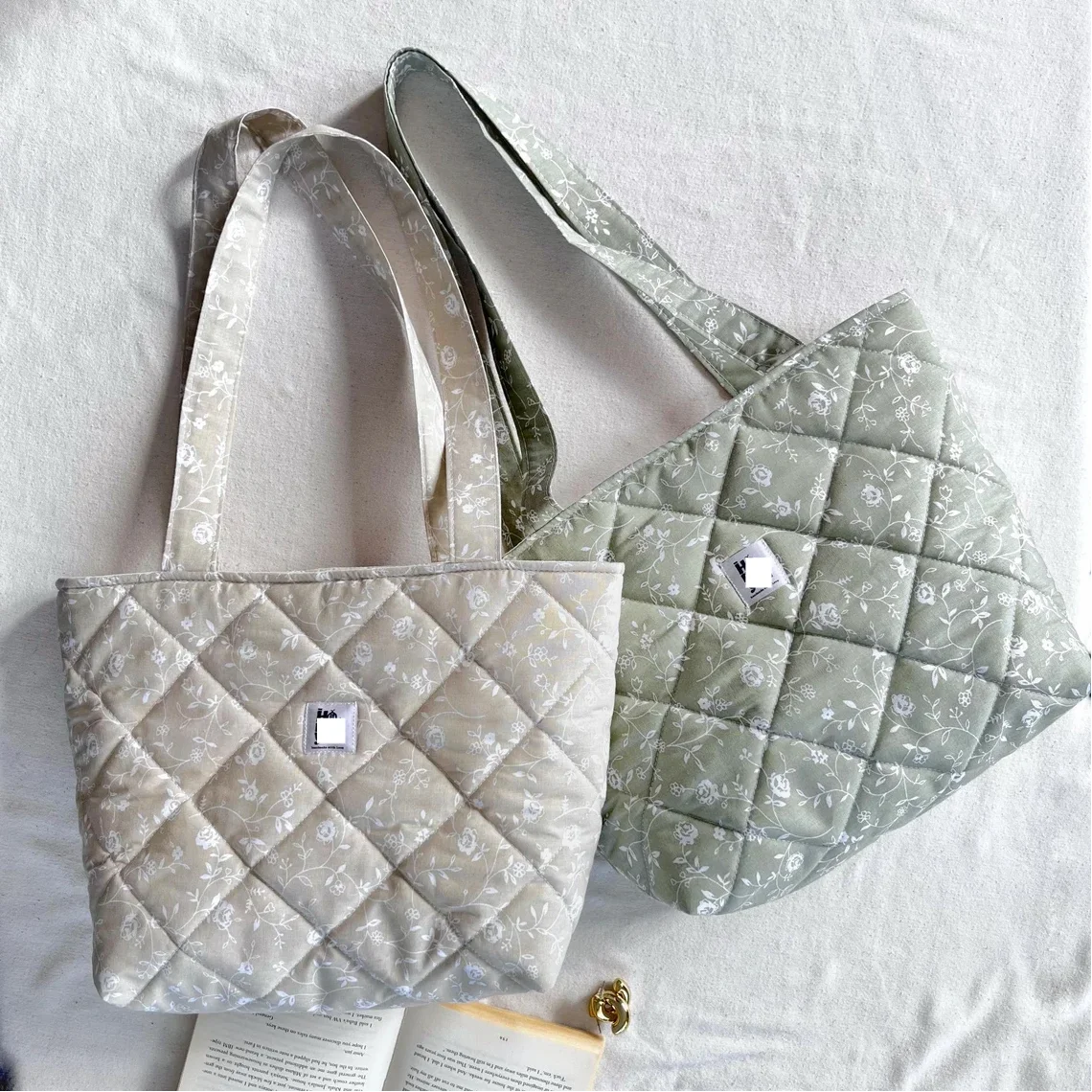 Green Gingham Cute Tote Bag with Zipper Adorable Ribbon Aesthetic Shopping Bag Lightweight Shoulder Bag with Pocket for Women