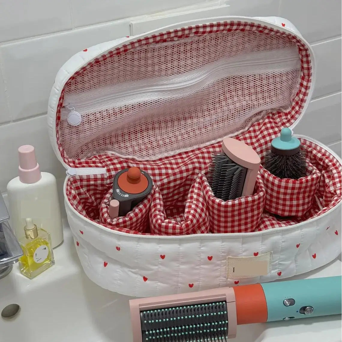 Handmade Bloom Makeup Bag Set Red Hearts Pattern Vanity Bag Travel Gifting Quilting Flower Make up case with Hair Compartments