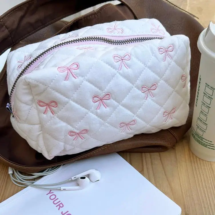 Handmade Blue Dots Make up Bags Medium Travel Foldable Quilted Beauty Pouches Multifunction Corduroy Cosmetics Organizer Bags