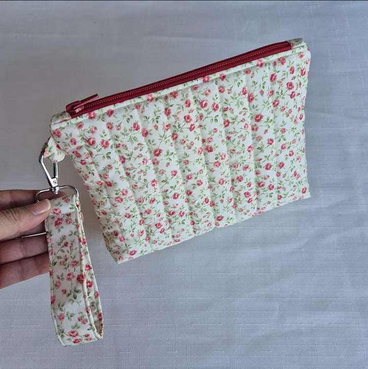 Handmade Quilted Makeup Pouch Custom Size Cosmetic Bag Cotton Zipper Toiletry Bag