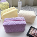 High Quality Beauty Soft Cosmetic Pouch Quilted Rhombus Velvet Makeup Bag