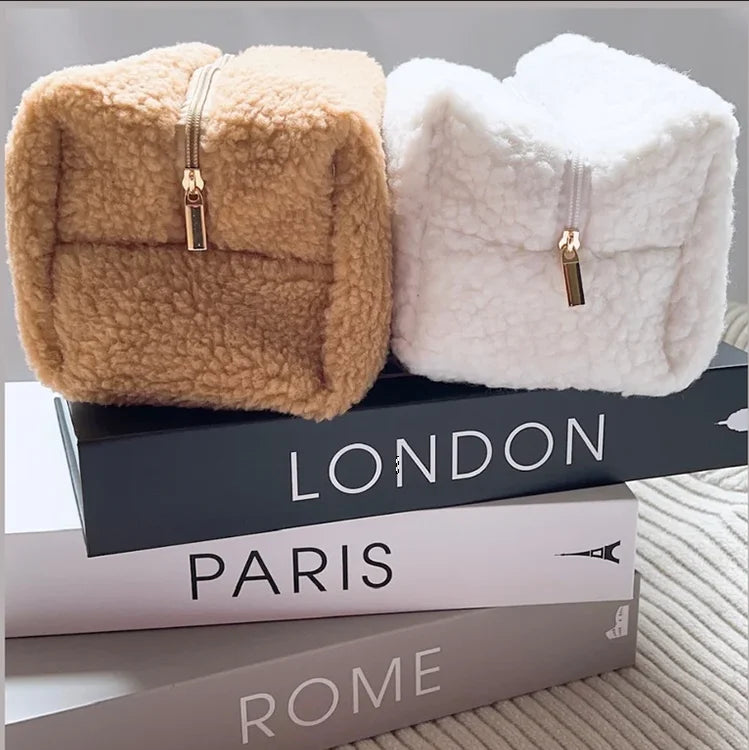 High Quality Teddy Cosmetic Bag Minimum Quantity Cute Fluffy Makeup Bag Fashion Cotton Flower Makeup Bag