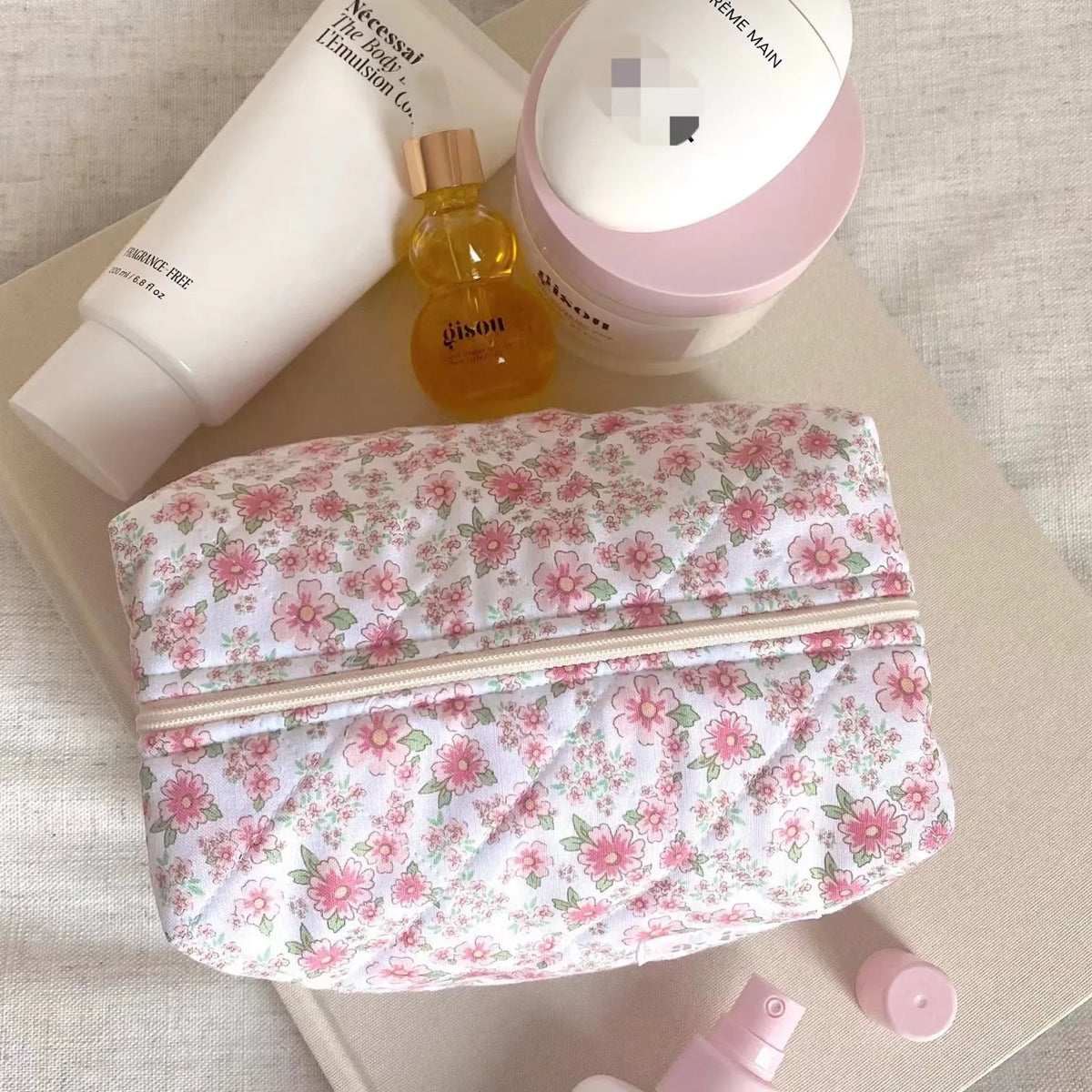 INS Popular Cute Design Travel Toiletry Cosmetic Pouch Handmade Pink Floral Quilted Makeup Bag